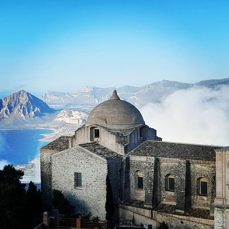 Casa Cattauro Camere Vista Cielo Erice Exterior photo